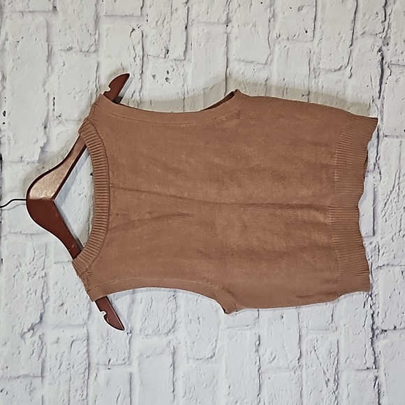 Jessica Simpson sweater vest - Picture 5 of 6